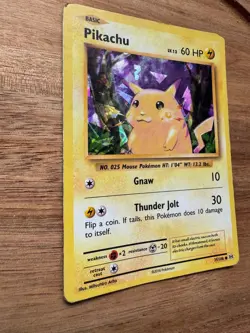 Pikachu Basic Pokemon card 35/108 LV 12 60HP - Holographic- Good condition. - Image 3