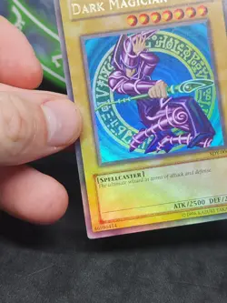 Yugioh Dark Magician SDY-006 Ultra Rare MP NA Print Misprint Full Holo Bleed - Image 3
