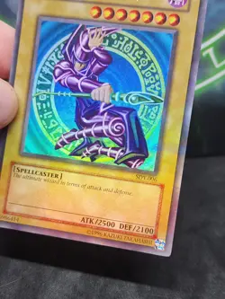 Yugioh Dark Magician SDY-006 Ultra Rare MP NA Print Misprint Full Holo Bleed - Image 4