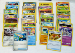 Pokemon Card Lot AZ488G - 32 Total Cards Most are Very Near Mint - Image 3