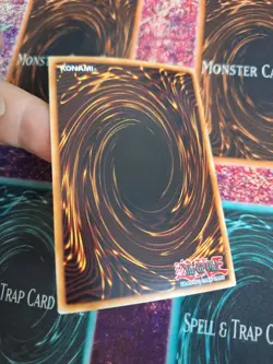 Yugioh Graydle Dragon DOCS-EN048 Super Rare 1st Edition Near Mint - Image 4