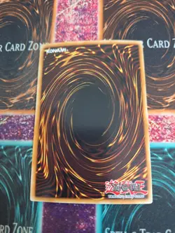 Yugioh Arcanite Magician PGL3-EN060 Gold Rare 1st Edition Near Mint - Image 3