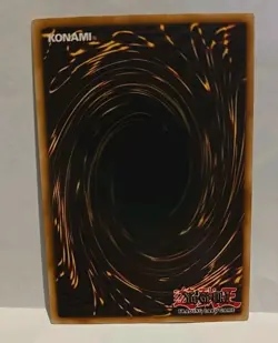 YUGIOH BLUE EYES WHITE DRAGON SDBE UNLIMITED ULTRA LIGHT PLAYED - Image 3