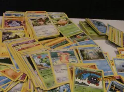 POKEMON LOT OF 569 CARDS - Image 4