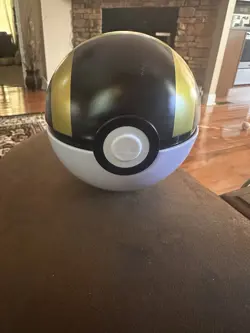 Pokemon TCG PokeBall Tin QUICK BALL** EMPTY** NO BOOSTER PACKS - Image 1