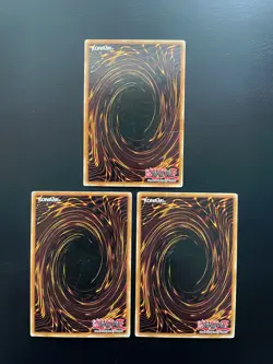 Yugioh Toon Masked Sorcerer DB2-EN120 Common Unlimited Edition Damaged X3 - Image 2