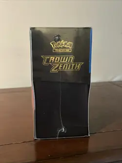 Pokemon TCG Crown Zenith Etb (minor damage to factory Seal) unopened  - Image 4