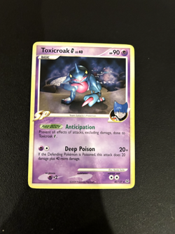 Toxicroak G 40/127 Platinum Regular - Pokemon Trading Card - Image 1