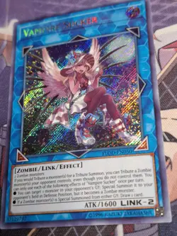 Yugioh Vampire Sucker | FLOD-EN050 | Secret Rare | Unlimited Edition - Image 3
