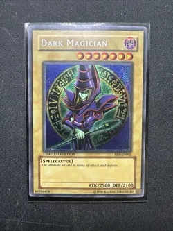 Dark Magician - FL1-EN002 - Secret Rare - Limited Edition LP YuGiOh! Yugioh Rare - Image 1