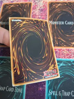 Yugioh White Aura Dolphin BLLR-EN019 Secret Rare 1st Edition Near Mint - Image 4