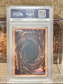 YuGiOh PSA10 Blue Eyes White Dragon 25th Secret Rare Classic Frame Card - Image 2