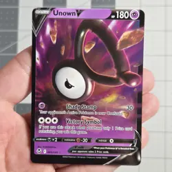 Unown V Miscut Error Silver Tempest SWSH Pokemon Card 065/195 - Image 1