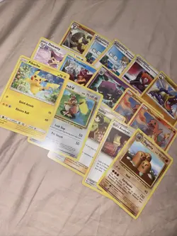 30+ Card Lot Of Rare/Uncommon Hidden Fates Pokemon - Image 4