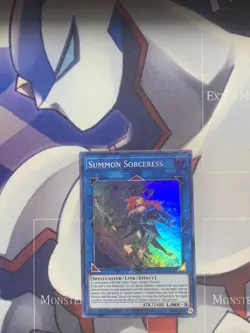 Yugioh Summon Sorceress SOFU-ENSE2 Super Rare Limited Edition LP - Image 1