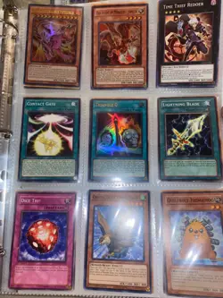 YuGiOh!Collection Binder - 145 and 100 bulk . 9 link cards please see all pics - Image 4
