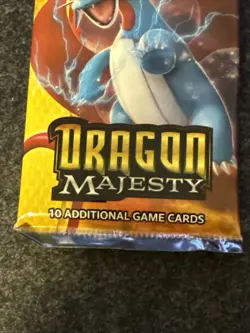 *Rare* Pokemon 2018 Dragon Majesty Booster Pack x 1 Sealed Salamence Sun & Moon - Image 3