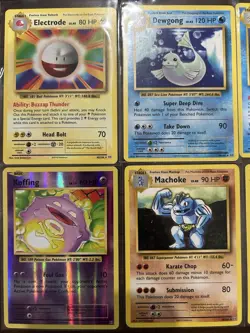 Pokemon 8 Card Lot NM+ Evolutions Set - Image 2
