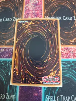 Yugioh Predaplant Triphyoverutum LED5-EN045 Super Rare 1st Edition Near Mint - Image 3