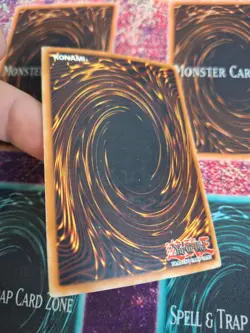 Yugioh Cyber Twin Dragon CRV-EN035 Super Rare 1st Edition Lightly Played - Image 4
