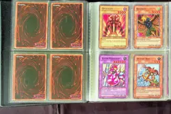 Yu-Gi-Oh! Trading Card Game - Card Holder with Cards - Pre-owned - Image 4