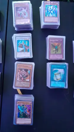 yugioh huge box of cards full of holos super rares rares etc (2800+ cards) - Image 10