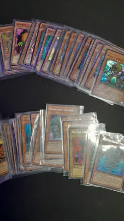 yugioh huge box of cards full of holos super rares rares etc (2800+ cards) - Image 5