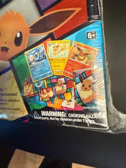 Pokemon Cards Eevee Treasure Chest Eeveelution Collectible Lunchbox Tin 5 Packs - Image 2