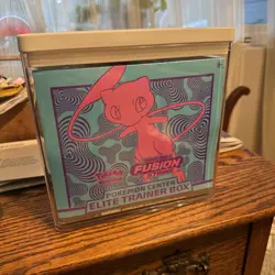 Pokemon Center Sword & Shield Fusion Strike Elite Trainer Box ETB Factory Sealed - Image 1