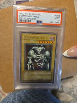 PSA 9 Summoned Skull MRD-003 Ultra Rare 2002 Yugioh Metal Raiders Original Print - Image 1