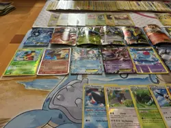 Vintage Pokemon Card Lot Holo Etc MP-Damaged Kyogre Typlosion Charizard 625+ - Image 7