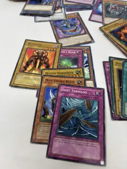 Yugioh Cards VINTAGE and New Lot 100 Cards From 1996 & 2020 - Image 10