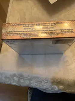komani Yu-Gi-Oh! Amazing defender booster box unopened 24 packs factory sealed - Image 10