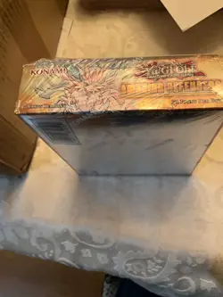 komani Yu-Gi-Oh! Amazing defender booster box unopened 24 packs factory sealed - Image 11