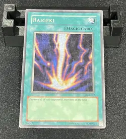 Raigeki LOB-E042 Super Rare Unlimited Legend of Blue Eyes YuGiOh - MP - Image 1