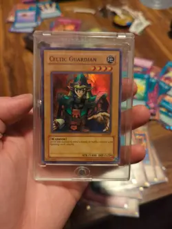 1996 Yu-Gi-Oh Celtic Guardian 1st Edition Holo LOB-007 NM-MT ZGL438 - Image 3