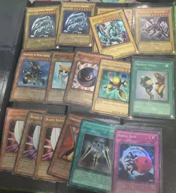 Yugioh Vintage Cards Lot Holo Blue-Eyes White Dragon - Image 1