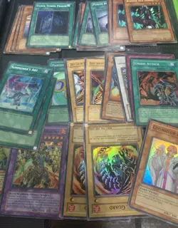 Yugioh Vintage Cards Lot Holo Blue-Eyes White Dragon - Image 4