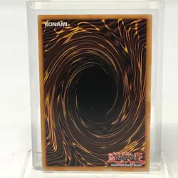 YuGiOh! DESTINY HERO - MALICIOUS: BLC1-EN030 ULTRA RARE 1st Edition NM - Image 4