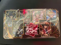 Konami Yu-Gi-Oh! 25th Anniversary Tin: Dueling Heroes - 3 Packs - Image 2