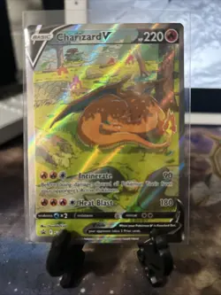 PokÃ©mon TCG Charizard v SWSH260 Holo Promo Card Black Star Promo, NM/M Condition - Image 4