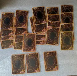 Yu-Gi-Oh! Lot of 27 Cards All Foil Various Sets 3 Blue-Eyes White Dragon Used - Image 4