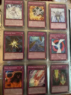 Yu-Gi-Oh Binder Collection Lot (600+ cards) (mix of old and new) yugioh - Image 11