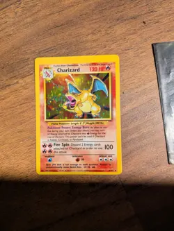 1999 Pokemon Charizard Base Set Holo 4/102 TCG Card - Image 4