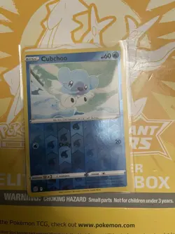 042/172 Cubchoo : Reverse Holo Card : Pokemon TCG SWSH09 Brilliant Stars - Image 1