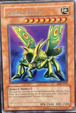 Great Moth MRD-E070 Metal Raiders 1996 Unlimited Edition YuGiOh TCG Card - Image 1