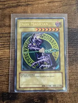 Yugioh Dark Magician SDY-006 HP/DMG  Unlimited Ultra Rare - Image 1