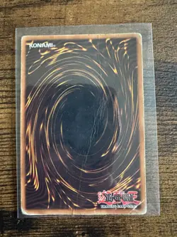 Yugioh Dark Magician SDY-006 HP/DMG  Unlimited Ultra Rare - Image 2