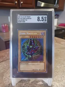 Dark Magician BPT-007 2003 Collector’s Tin Secret Rare YuGiOh SGC 8.5 NM-Mint - Image 1