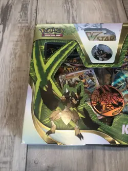 Pokémon TCG - Kleavor VSTAR Premium Collection FACTORY SEALED - Image 12